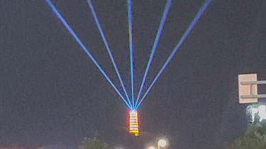 100W outdoor landmark laser lamp appeared on the top of Jiangxi Tower