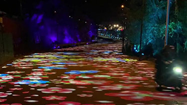 Outdoor high-power projection lamp of Nightjar on the road surface of Shanxi Tourist Attraction